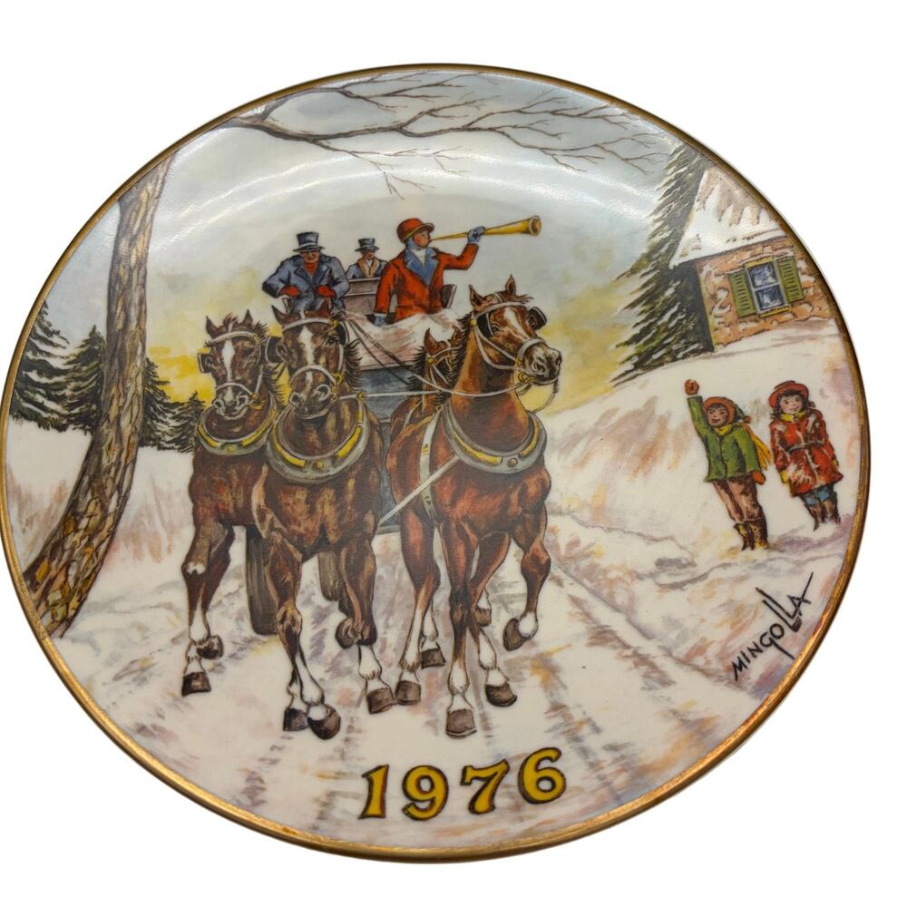 Vintage 1976 Gorham Dom Mingolla Christmas Collector Plate